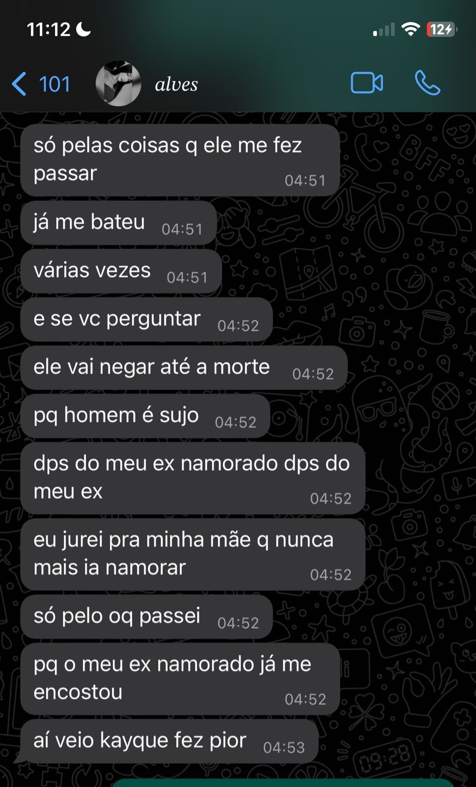 Troca de mensagens entre Kaylane e uma amiga uma semana antes do crime / Reprodução