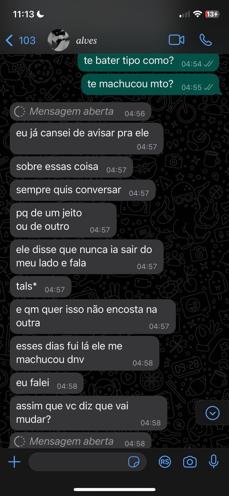 Troca de mensagens entre Kaylane e uma amiga uma semana antes do crime / Reprodução