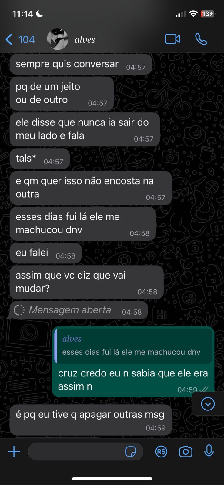 Troca de mensagens entre Kaylane e uma amiga uma semana antes do crime / Reprodução