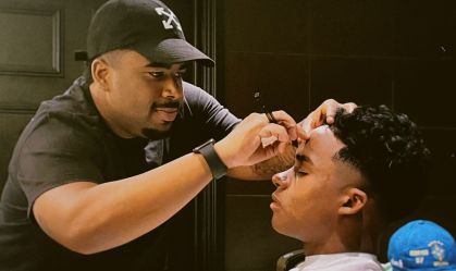 Yuri Alexandre, o "Yurizin" é o barbeiro dos jogadores da Seleção Brasileira
