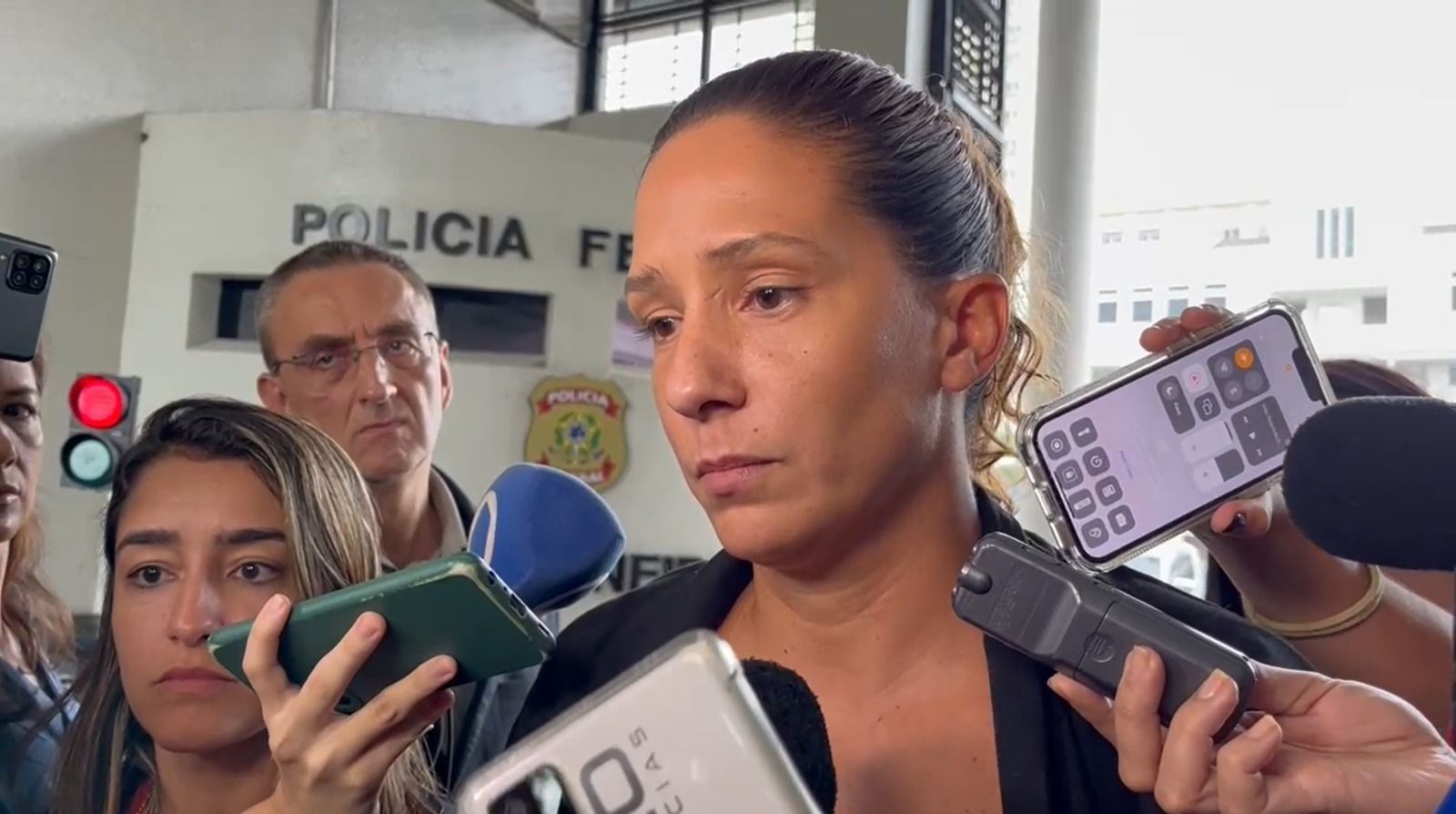Viúva de Marielle Franco, Monica Benício chega à sede da PF no Rio de Janeiro