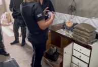 Polícia apreende mais de 230 kg de metanfetamina no Guarujá