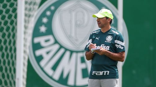 Abel Ferreira em treino do Palmeiras