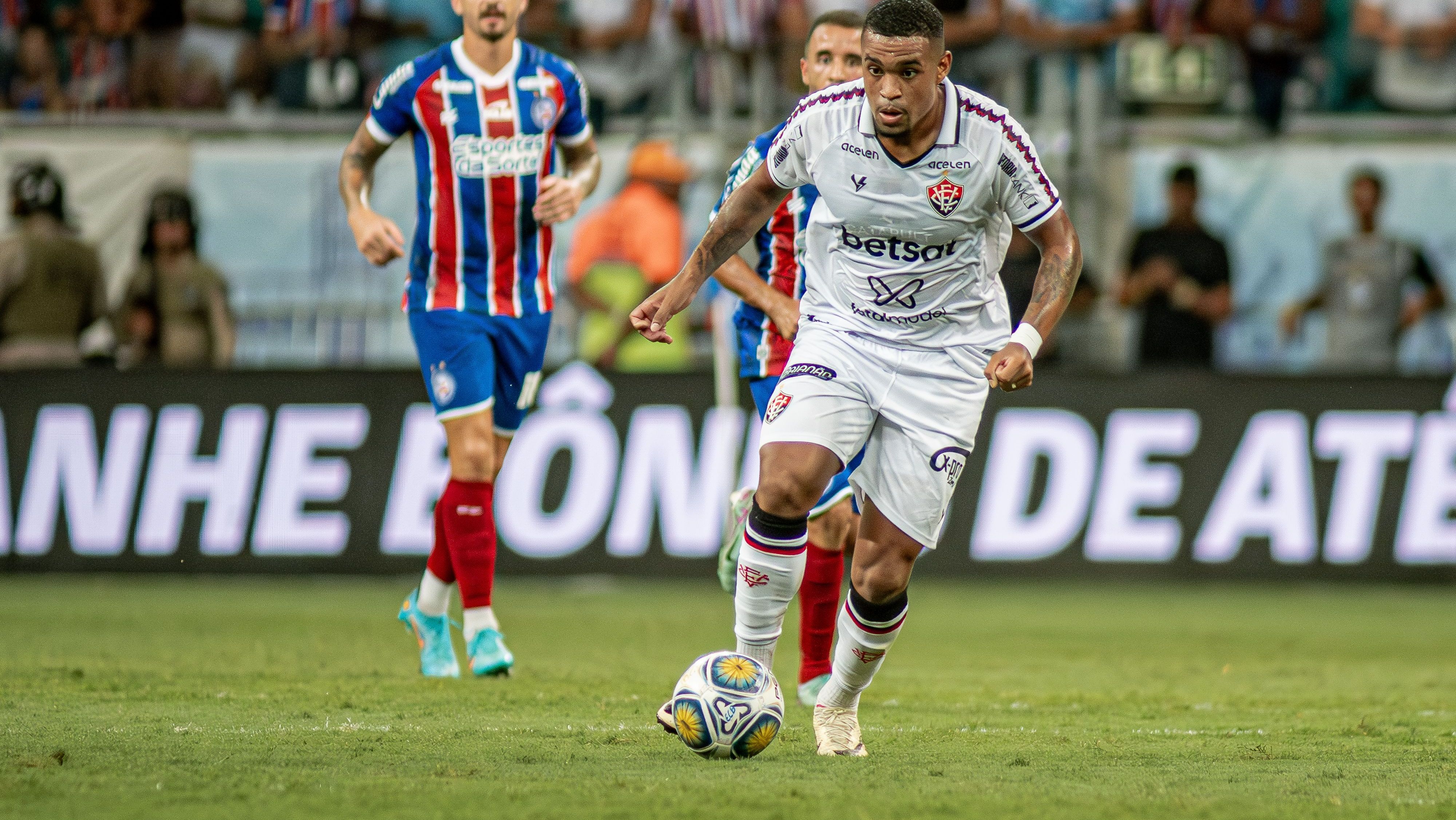 Lance de Bahia 2 x Vitória pela Copa do Nordeste