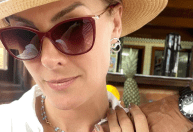 Ana Hickmann agradece apoio após anunciar romance com Edu Guedes