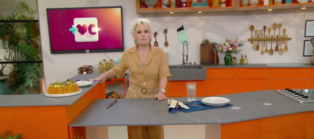 Ana Maria Braga fala sobre a morte de um dos cozinheiros do seu programa, aos 27 anos.