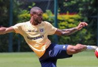 São Paulo inscreve reforço e ganha opção para quartas de final do Paulistão
