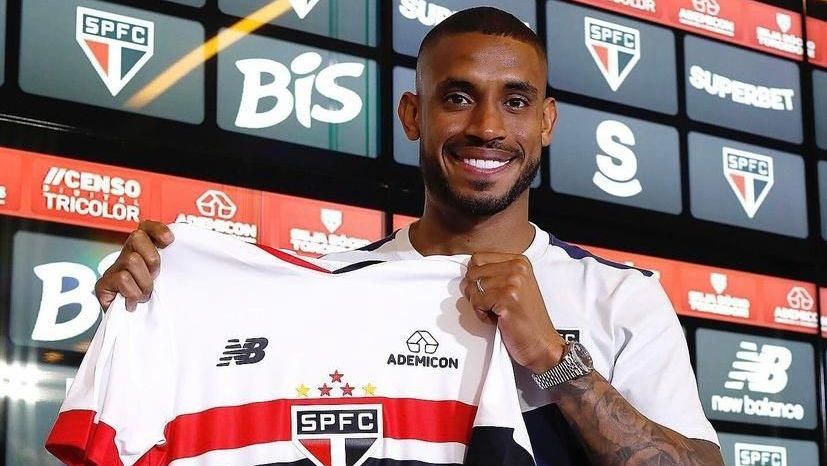 André Silva foi apresentado oficialmente nesta quarta-feira (6)