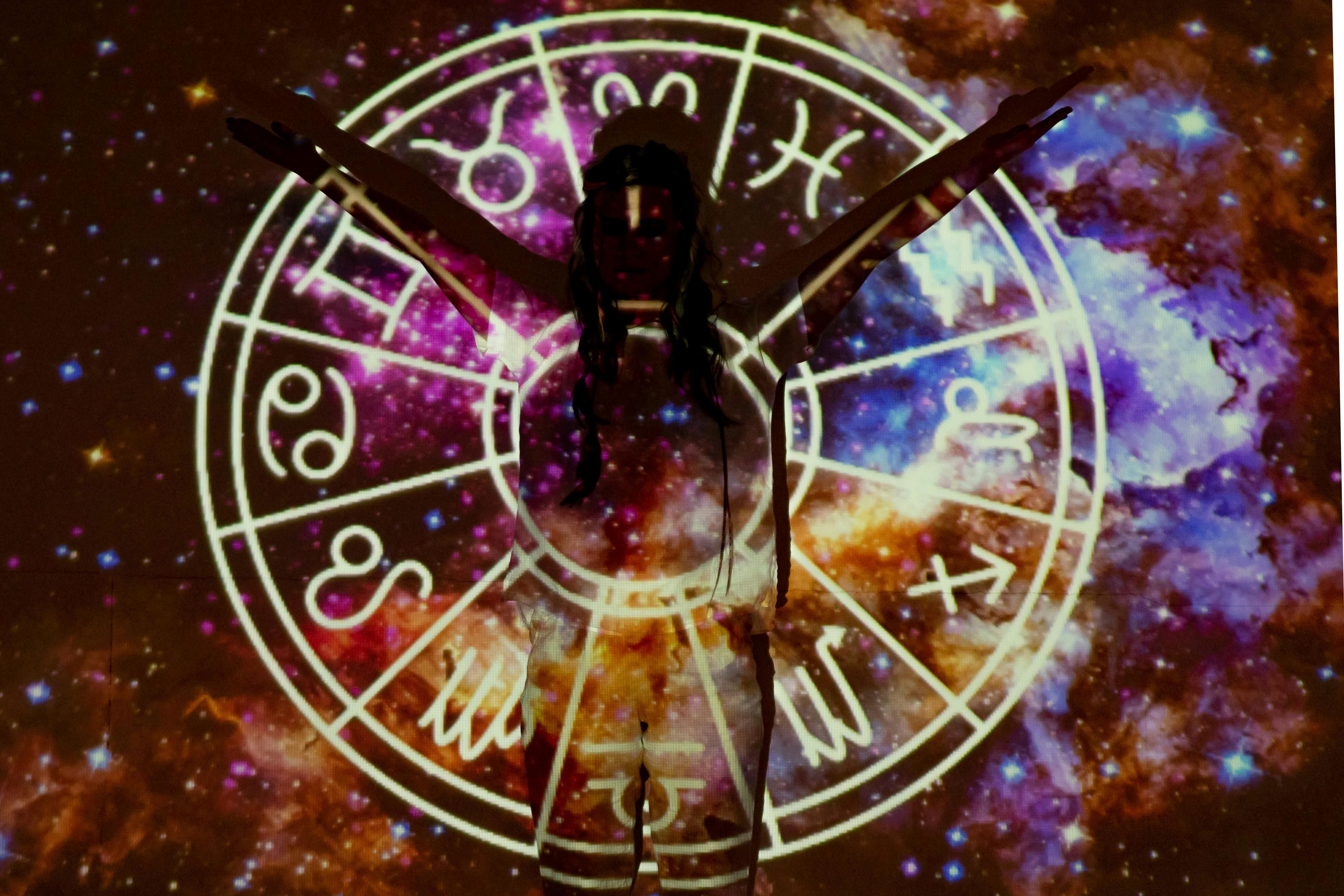 Imagem de destaque do post: Novo ano astrológico começa nesta quarta (20); saiba o que esperar