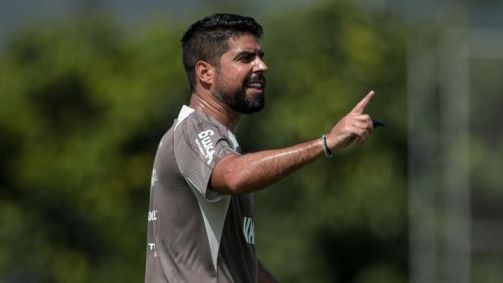 António Oliveira, técnico do Corinthians