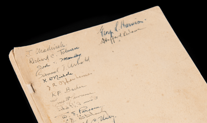 Documentos do Projeto Manhattan assinados por Oppenheimer vão a leilão