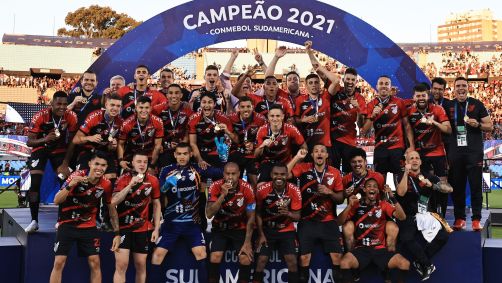 Em Montevidéu, Athletico-PR venceu a final brasileira contra o Red Bull Bragantino na Sul-Americana de 2021