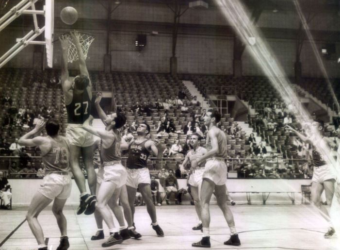 Seleção Brasileira de Basquete Masculino foi bronze em Londres-1948 / Arquivo / CBB