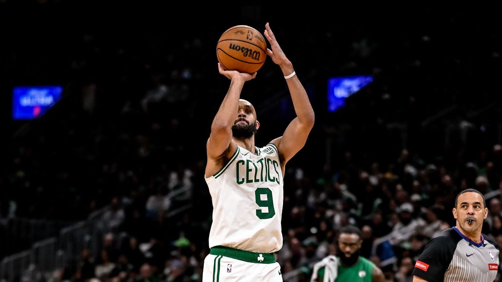 Boston Celtics é o primeiro time a conseguir pelo menos 20 bolas de três pontos em quatro partidas consecutivas