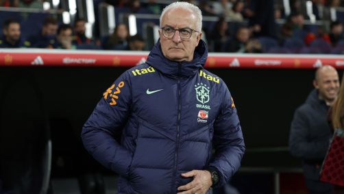O técnico Dorival Júnior no amistoso Brasil x Espanha