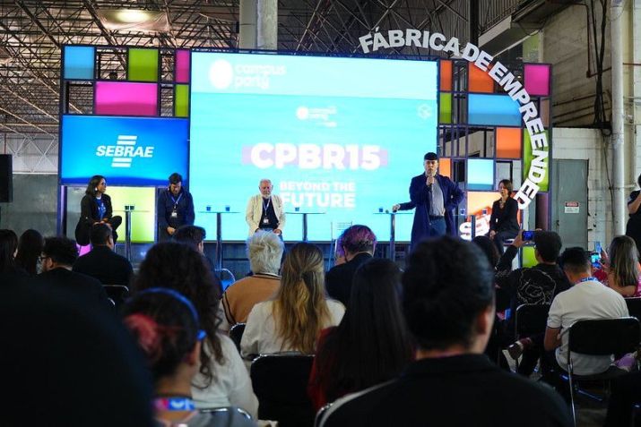 Feira de tecnologia discute e desenvolve importantes tópicos da tecnologia durante 6 dias / Divulgação