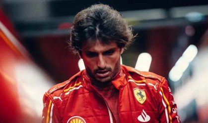 Carlos Sainz descobriu por amigo que daria lugar a Hamilton na Ferrari