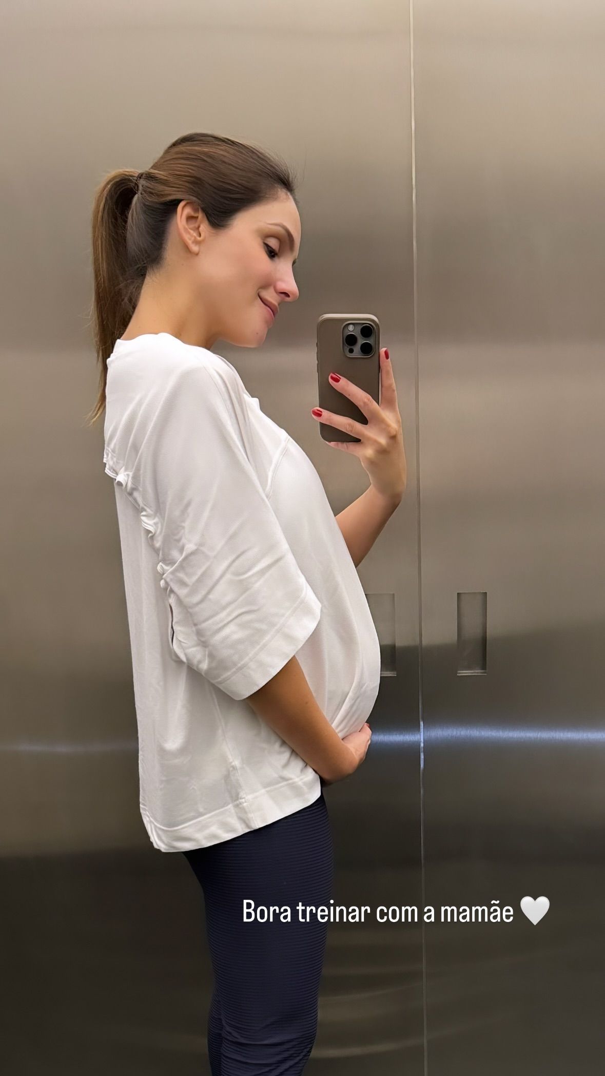 Carol Celico compartilha clique da terceira gestação / Reprodução/Carol Celico/Instagram