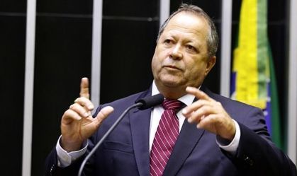 Bolsonaristas não se comprometem com defesa de Chiquinho Brazão na Câmara