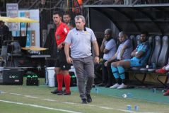 Cláudio Tencati: técnico do Criciúma