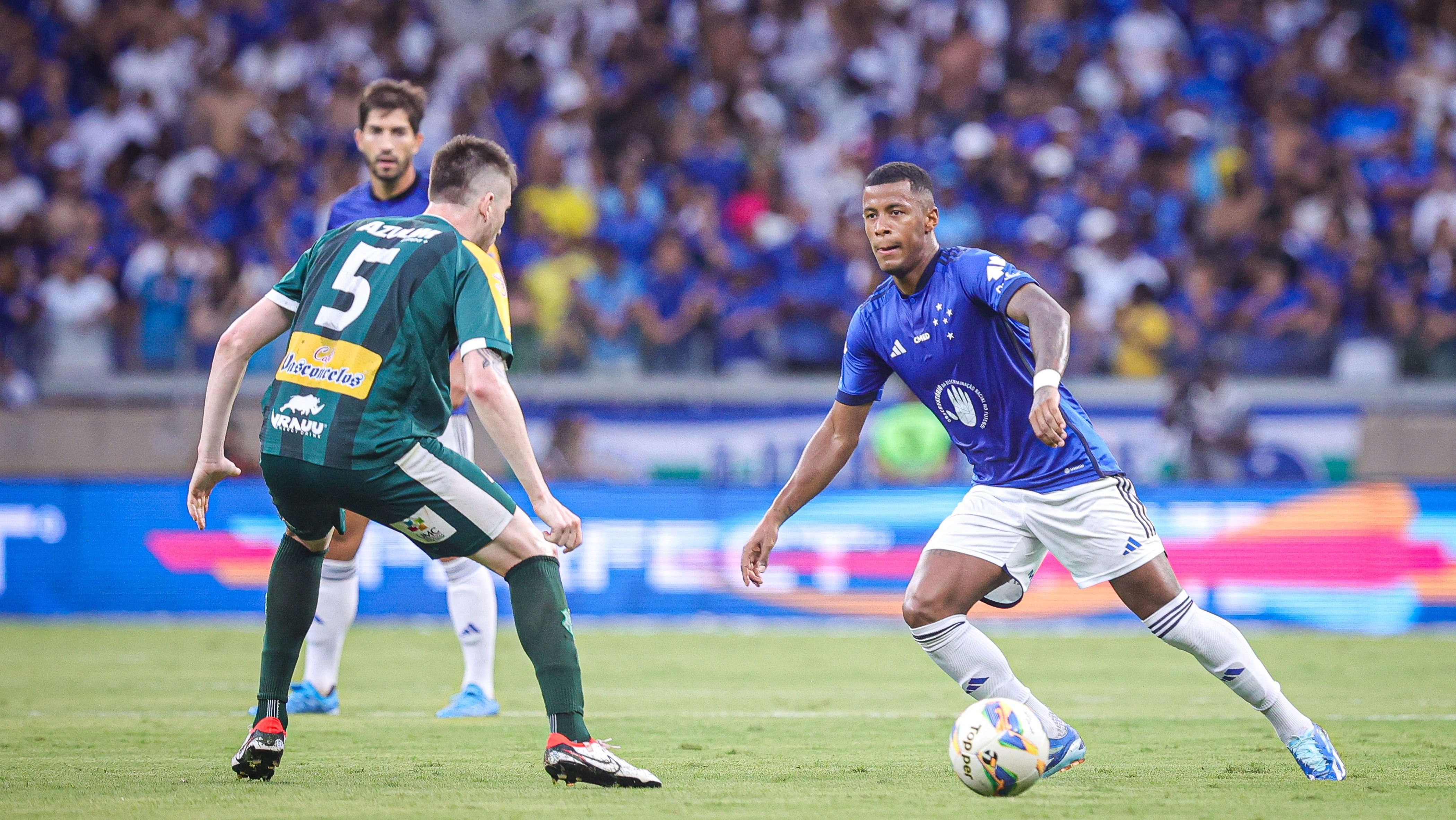 Cruzeiro e Uberlândia em campo pela última rodada da 1ª fase do Mineiro