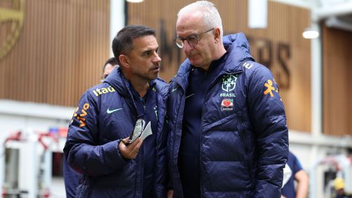 Rodrigo Caetano e Dorival Júnior na concentração da Seleção Brasileira em Londres