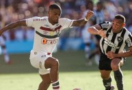 Fluminense encaminha rescisão de contrato de Douglas Costa