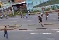 Briga entre organizadas de Atlético e Cruzeiro deixa torcedor baleado em BH
