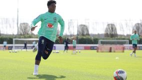 Endrick no treino do Brasil