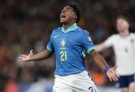 Endrick marca e Brasil vence Inglaterra na estreia de Dorival Jr.