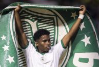 Endrick marcou um gol a cada 45 minutos entre Seleção e Palmeiras