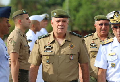 ex-comandante do Exército, general Marco Antonio Freire Gomes