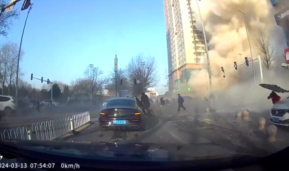 Vídeo captura momento de explosão em restaurante na China
