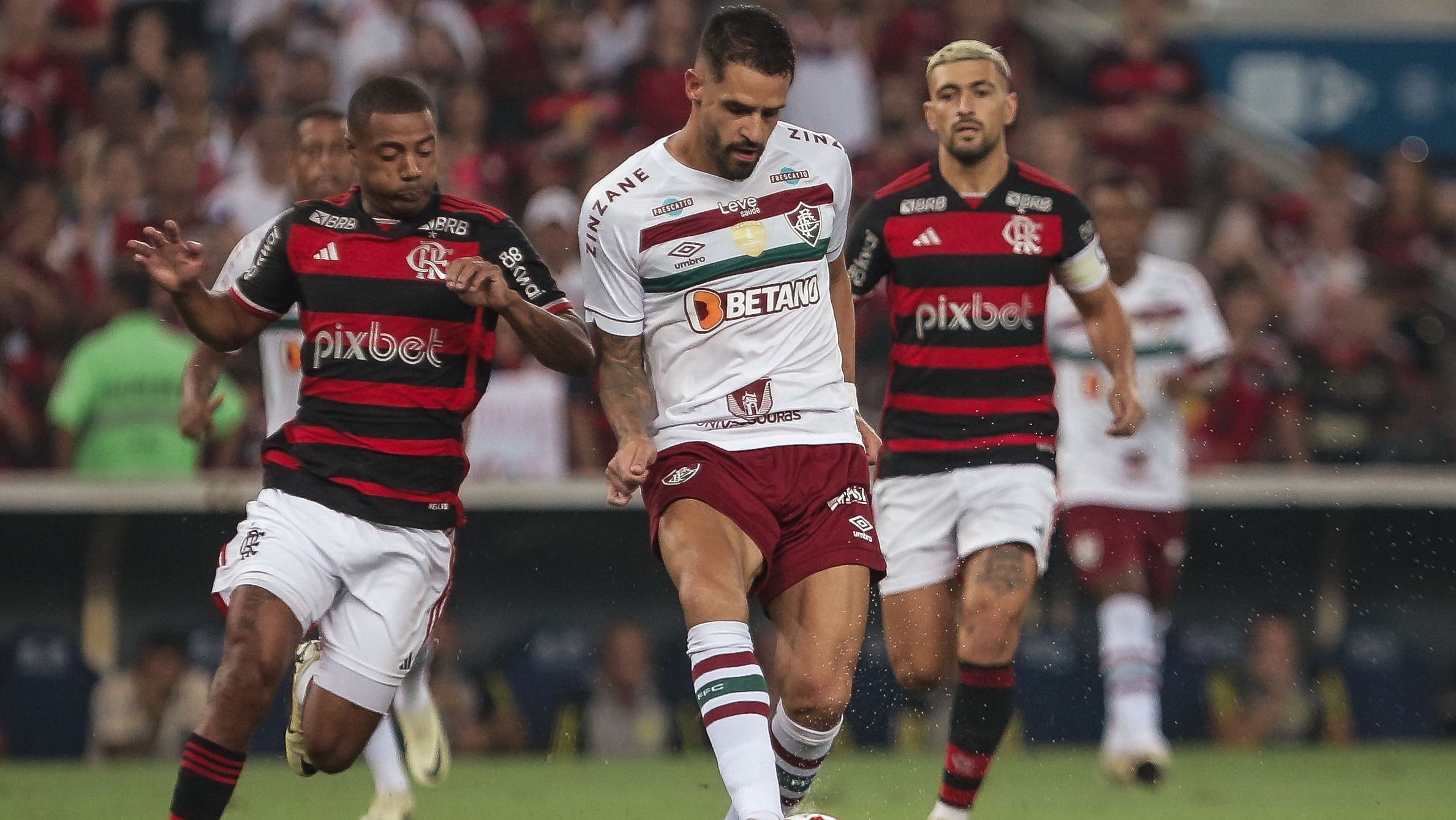 Lance de Flamengo 0 x 0 Fluminense