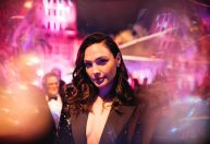 Às vésperas de "Branca de Neve", Gal Gadot ganha estrela na Calçada da Fama