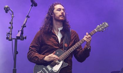 “Desafinado" é uma das maiores músicas já escritas”, diz Hozier