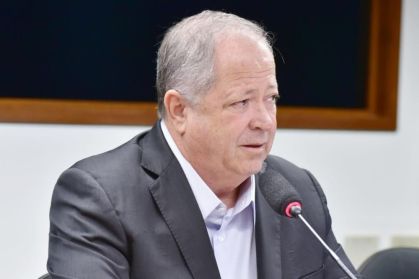 O deputado federal Chiquinho Brazão (União-RJ) em sessão de comissão na Câmara