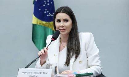 Grupo contra escala 6x1 planeja protocolar PEC só depois de troca na CCJ