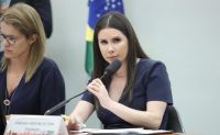 Oposição quer adiar votação da PEC da Segurança na CCJ da Câmara