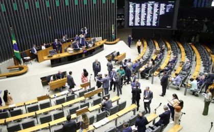 Sessão no plenário da Câmara