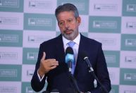 Lira descarta analisar PL das Fake News neste momento, dizem fontes