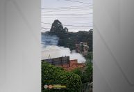 Incêndio atinge comunidade em Campo Belo, zona sul de São Paulo