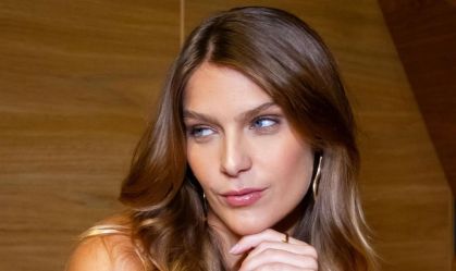 Isabella Santoni interpreta Viviane na série "DOM", do Prime Video