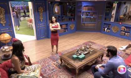 Isabelle desconfia do Grupo Fadas após "Sincerão"