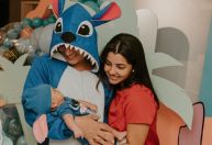 João Gomes se veste de Stitch em festa de 2 meses do filho; veja fotos