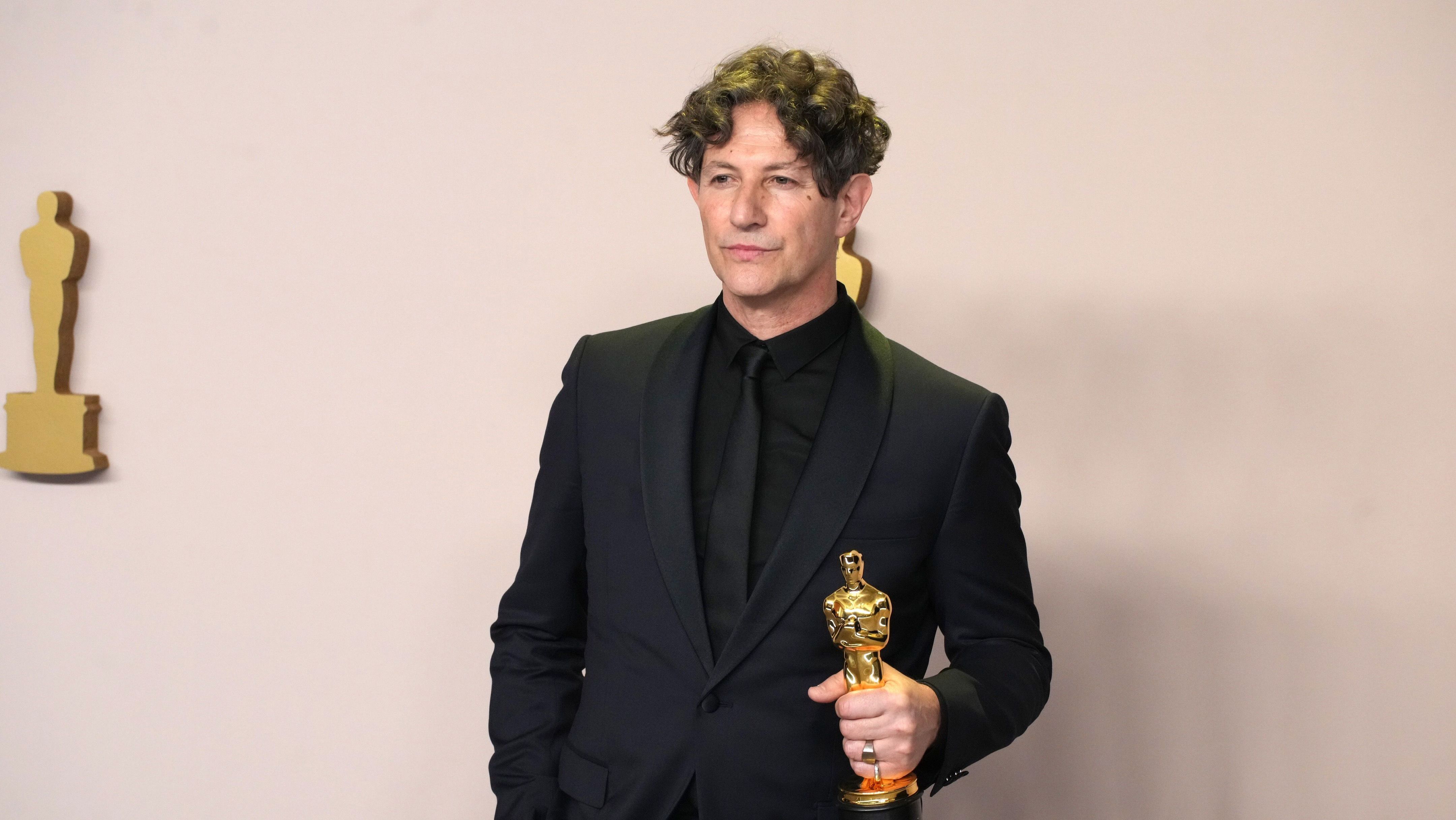 Jonathan Glazer, vencedor do prêmio de Melhor Filme Estrangeiro com "Zona de Interesse", pediu o cessar-fogo em Gaza em seu discurso