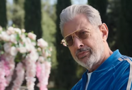 "Kaos": Jeff Goldblum é Zeus em nova série da Netflix; veja o teaser