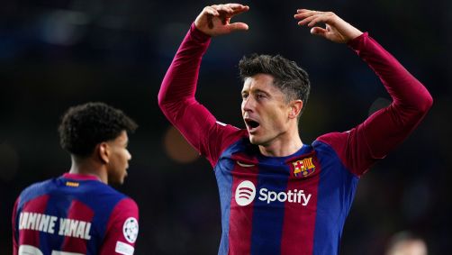 Lewandowski comemora gol