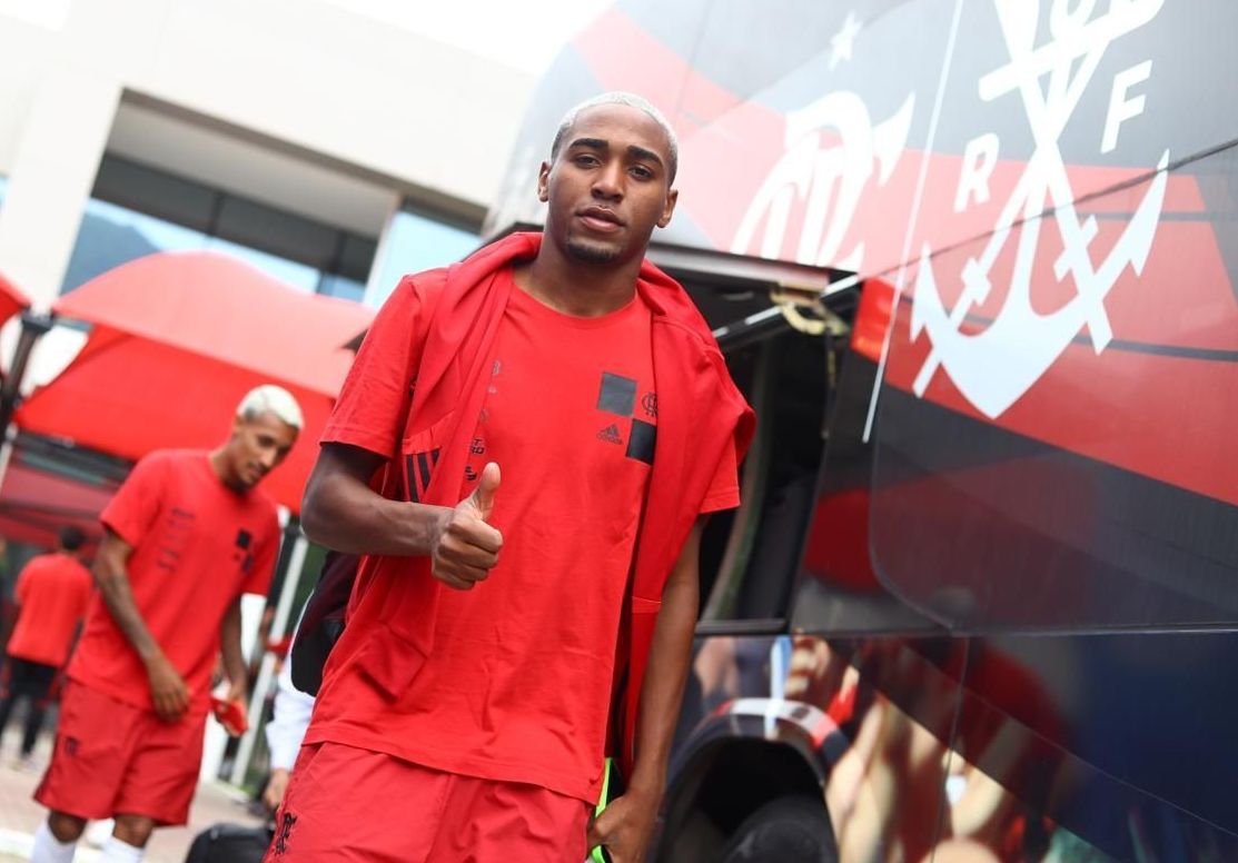 Flamengo empresta Lorran, promessa da base, para clube italiano em busca de experiência