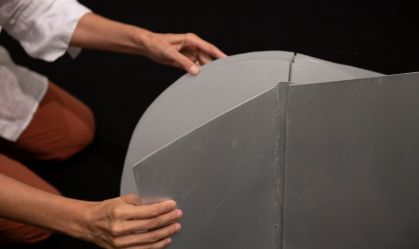 Exposição na Pinacoteca permite interação com os "Bichos" de Lygia Clark